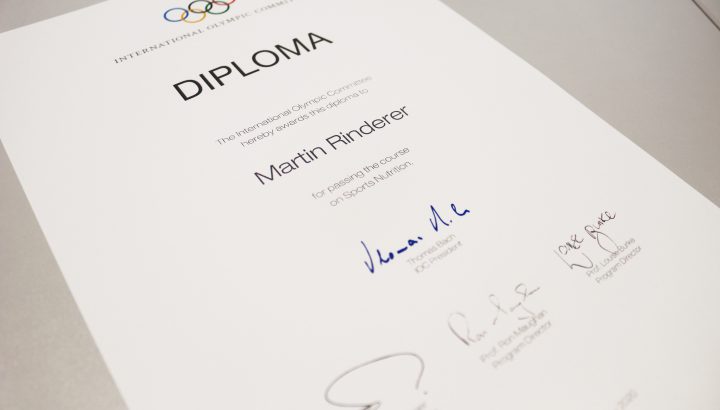 Martin Rinderer erhält IOC Diplom in Sports Nutrition 01
